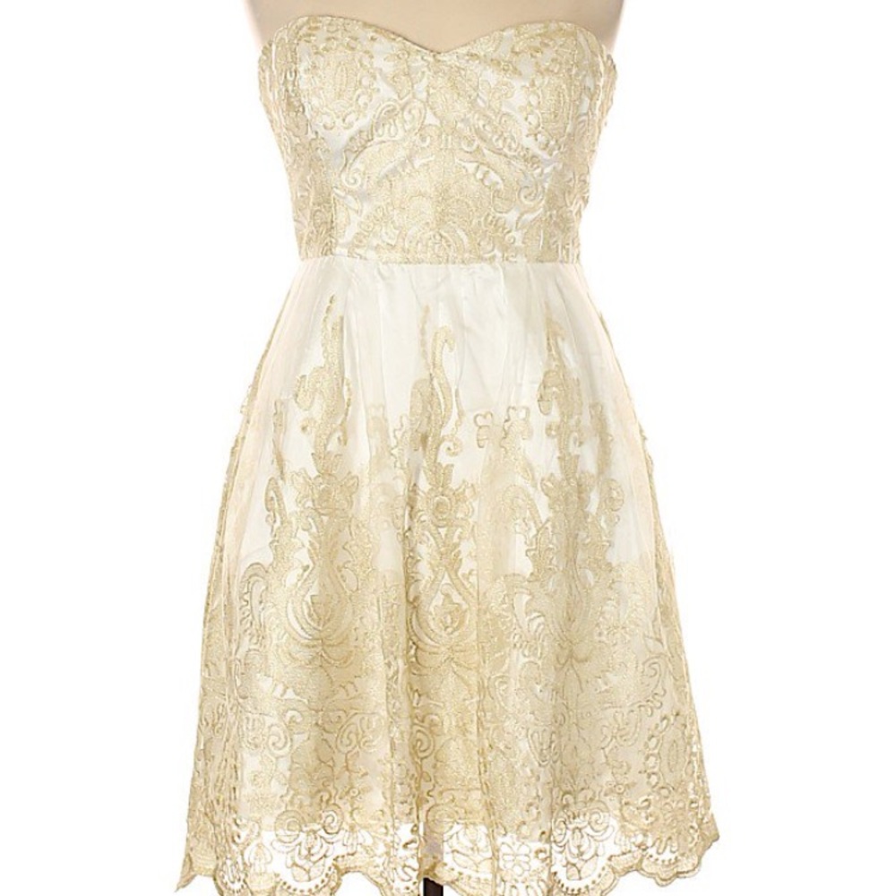 Liza Luxe white Gold dress lace on tulle